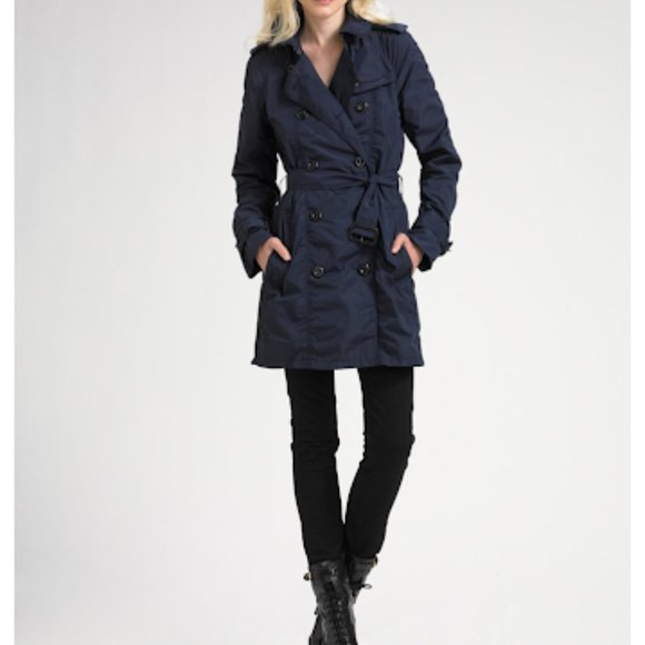 Jackets & Blazers - Burberry Trench Coat.